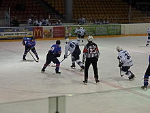 Команда Северного флота является одним из фаворитов чемпионата Мурманской области по хоккею с шайбой