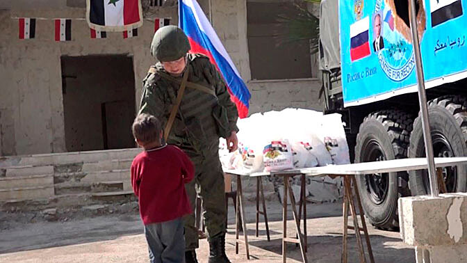 Военные РФ провели крупную гумакцию в провинции Дамаск