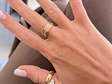 Роман Товстик балует Полину Диброву дорогими украшениями после начала совместной жизни