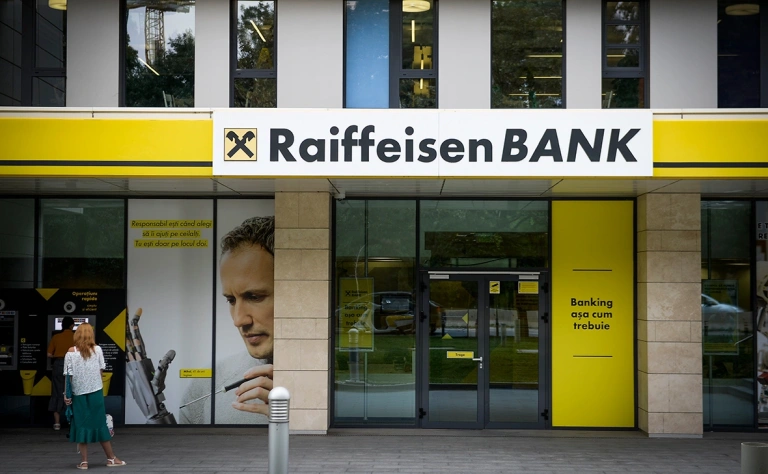 Raiffeisen отменил вывод капитала из России