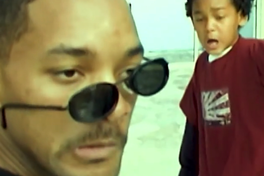 Уилл Смит с сыном показали свою версию «Матрицы»