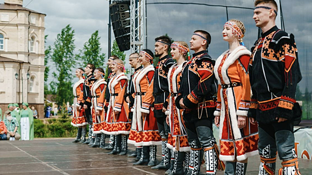 Ямальский ансамбль танца «Сыра-Сэв» выступит на выставке «Россия» в Москве