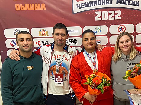Две калининградские спортсменки выиграли чемпионат России по самбо