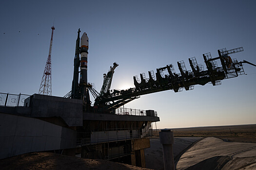 Космонавтов хотят кормить воздухом и их же мочой