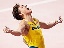 Дюплантис установил мировой рекорд в прыжках с шестом