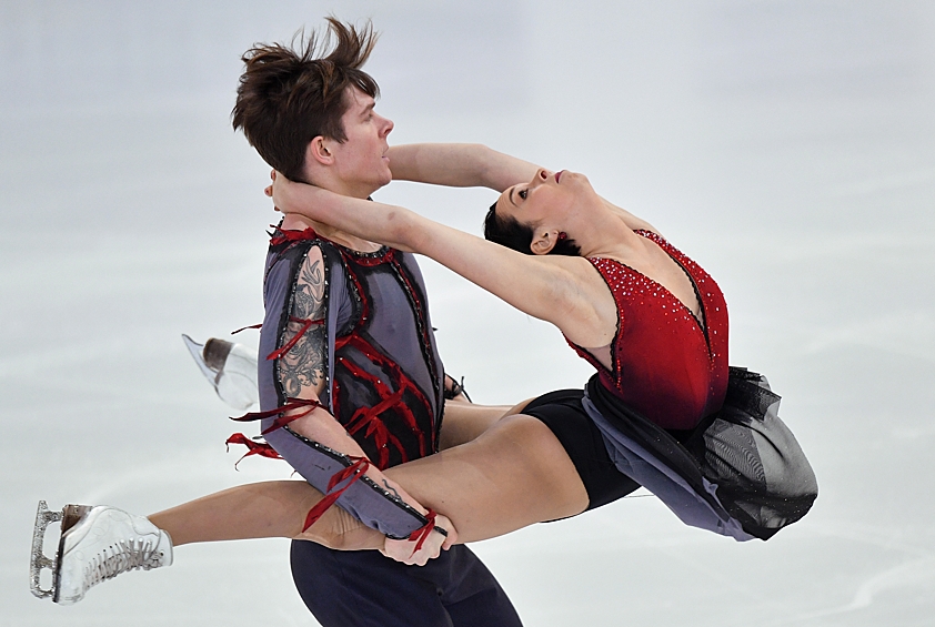 В 2016 году её партнёром стал Сергей Мозгов, с которым она завоевала золото на Универсиаде-2019. В феврале текущего года пара завершила карьеру.