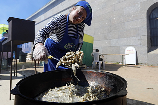Фестиваль корюшки стартовал в Санкт-Петербурге