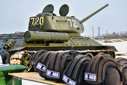 В Подмосковье тридцать танков Т-34 подготовлены  военнослужащими ЗВО к эксплуатации в условиях низкой температуры