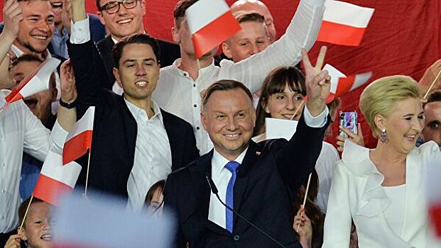 Президент Польши хочет совершить первый после инаугурации визит в Рим