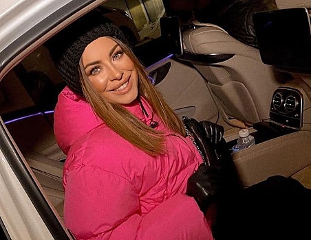 Лорак застали на публике с изменившим ей бывшим мужем