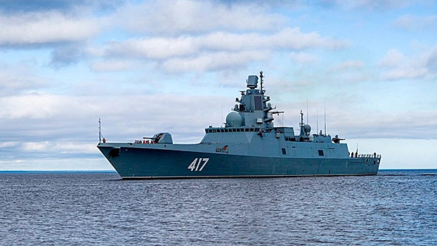 «Адмирал Горшков» принял участие в параде ВМС Китая