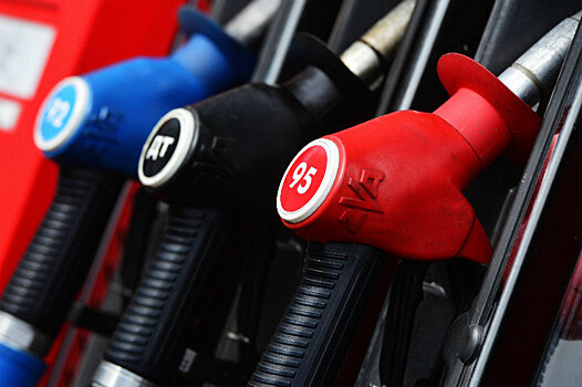Рост цен на бензин в России превысил инфляцию на 1,7%