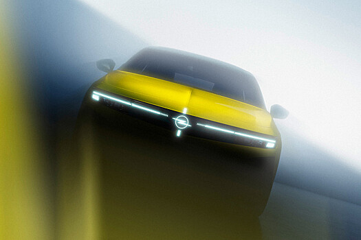 Растерявшую покупателей Opel Astra подвергли рестайлингу