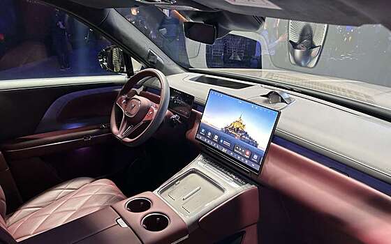 В РФ зарегистрированы первые два кроссовера Voyah Taishan перед стартом продаж