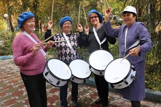 Добровольцы 55+. В Алтайском крае появились «серебряные» волонтеры