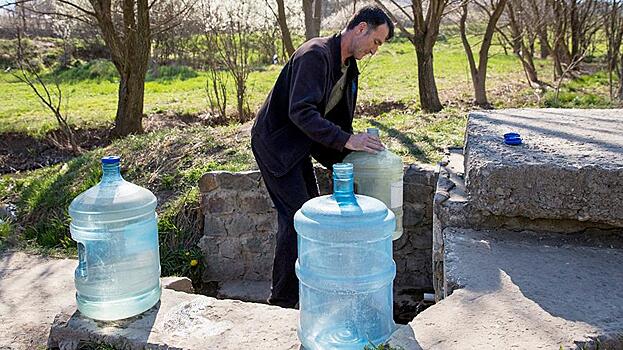 Киев назвал условия подачи воды в Крым