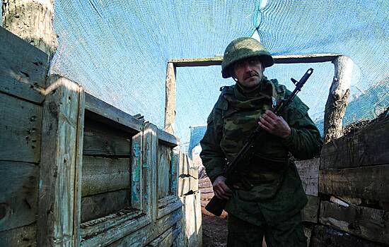 ДНР: националисты «Азова» расстреливали в спины украинских военных