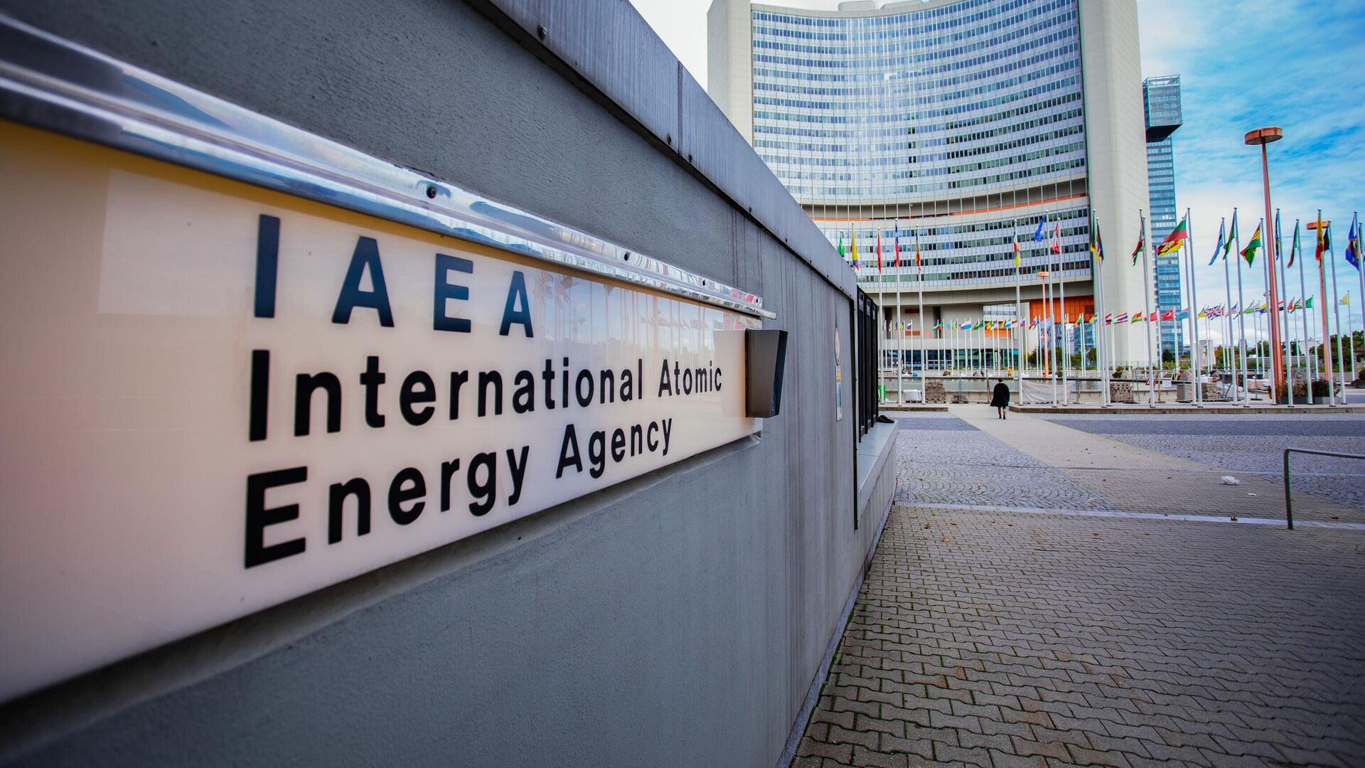 Британия, США, Франция и ФРГ приветствовали антииранскую резолюцию МАГАТЭ