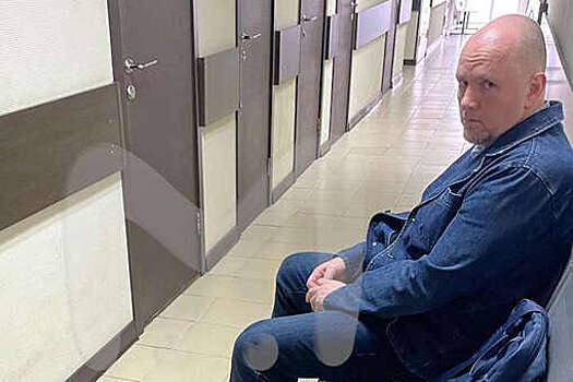 Суд приговорил продюсера и режиссера Алексея Петрухина к четырем годам колонии