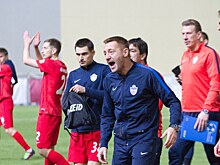 «Енисей» Тихонова переиграл «Сибирь»