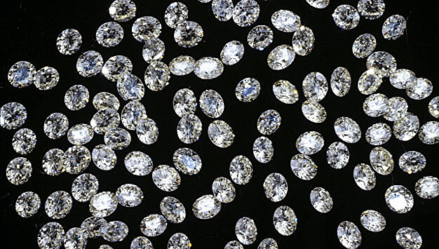 Индия запустила первую в мире алмазную биржу