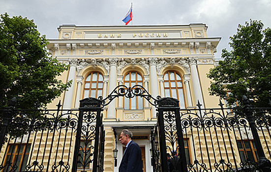 Топ-менеджер ВТБ ожидает сохранения ключевой ставки на уровне 17%