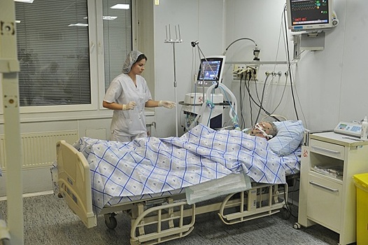 Нейрохирурги впервые протезировали в Татарстане межпозвоночный диск