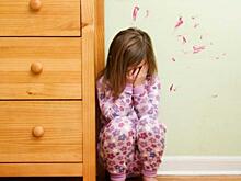 Избитая матерью девочка выписана из больницы в Кировской области