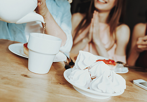 Меньше есть надо: производитель зефира с мальтитом объяснил отравление россиян