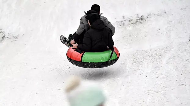 Дети погибли во время катания с горки