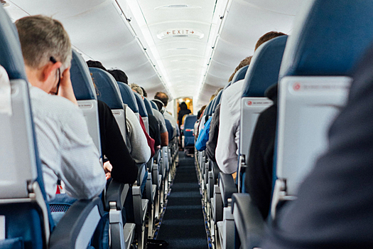 Авиакомпании призывают заранее сообщать о проблемных пассажирах