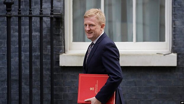 Новым вице-премьером Британии стал министр по делам кабмина Оливер Дауден