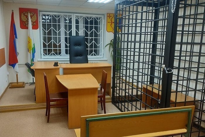 Житель Воркуты пойдет под суд за попытку дать взятку сотрудникам ГИБДД