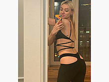 Откровенный наряд в стиле 90-х на российской модели вызвал споры в сети