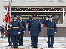 Командованию и личному составу гвардейского Ивановского парашютно-десантного полка представили нового командира