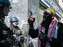 Французское общество поверило устроившим мятеж генералам