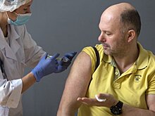 В Счетной палате объяснили недоверие россиян к вакцинам