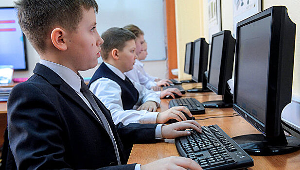 О.Васильева: Более 10 млн россиян будут охвачены online-образованием к 2025 г.