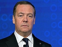 Медведев заявил о деградации правящих элит в Европе