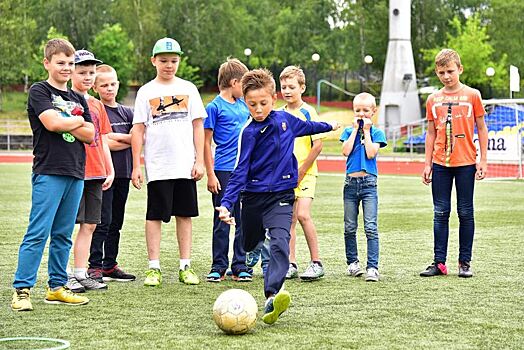 В Строгине стартовала запись детей в спортивный лагерь