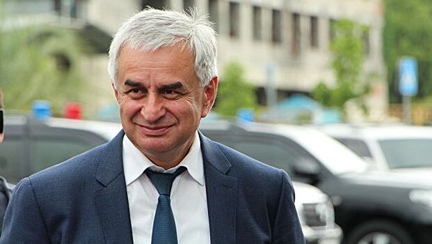 Глава Абхазии оценил военное сотрудничество с РФ