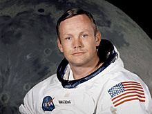 Личные вещи Нила Армстронга продадут на аукционе