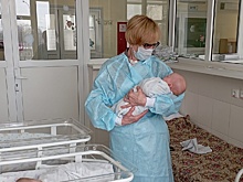 В Удмуртии младенцы-близнецы, которых избивала мать, переданы в новую семью