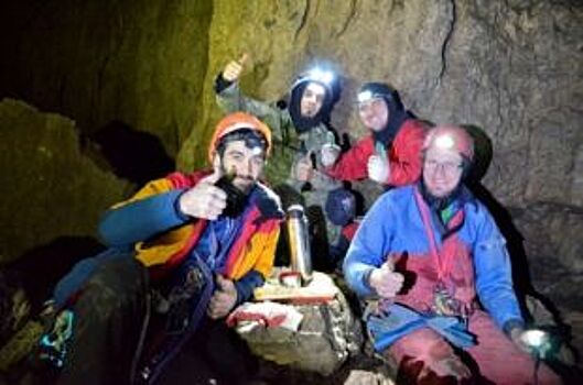 Московские спелеологи спустились в пещеры КБР