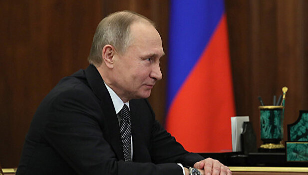 Путин пообещал использовать опыт бывших глав регионов в будущем