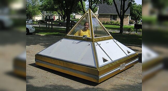 Пирамида на колесах появилась на дорогах штата Иллинойс