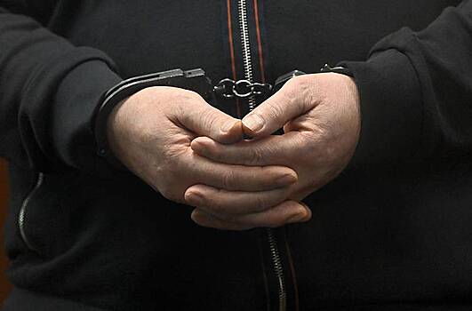 Криминальный авторитет получил срок за стрельбу у кальянной