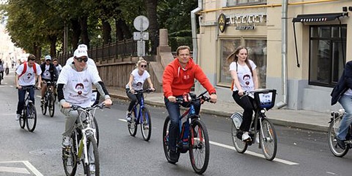 Благотворительный велозаезд «ТеатРалли» стартовал в центре Москвы