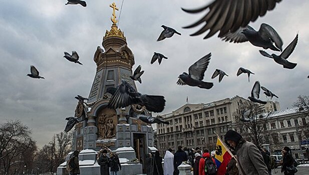 Нехорошее место: в центре Москвы гибнет памятник героям Плевны