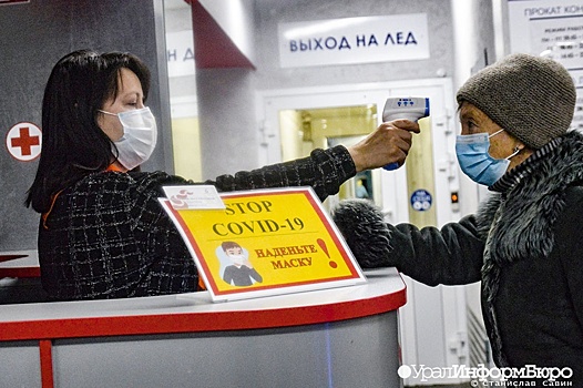 Глава Минздрава призвал россиян вновь носить маски